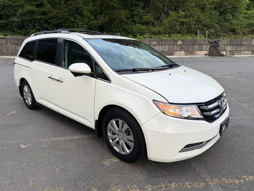 White Diamond Pearl 2014 Honda Odyssey EX-L