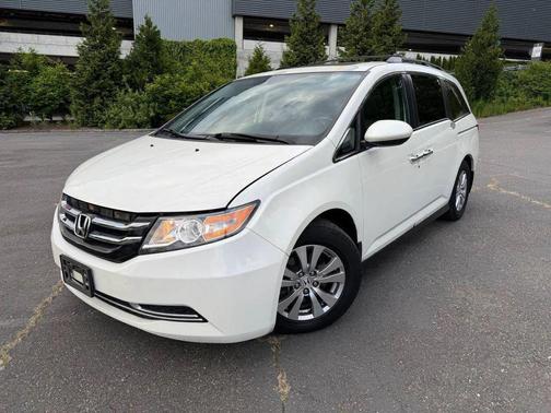 White Diamond Pearl 2014 Honda Odyssey EX-L