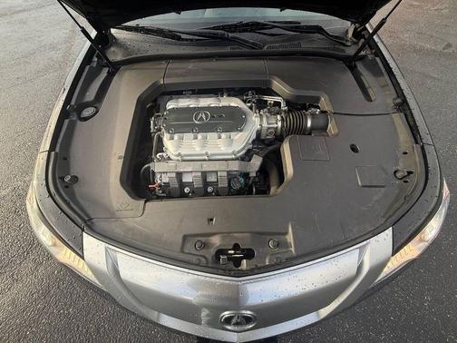 Crystal Black Pearl 2010 Acura TL Technology