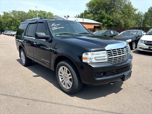 2011 Lincoln Navigator Base