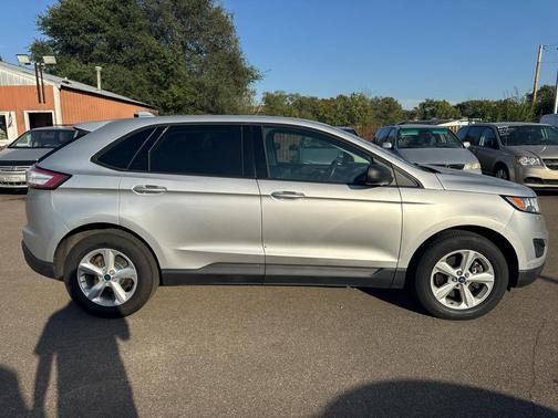 2015 Ford Edge SE