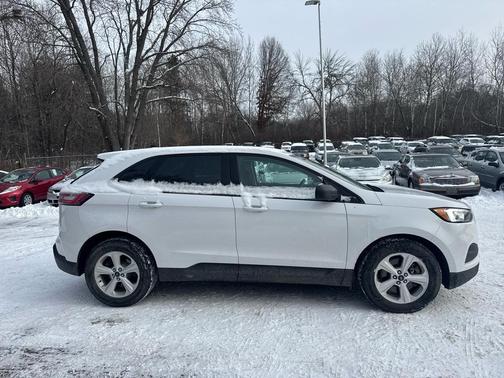 2020 Ford Edge SE