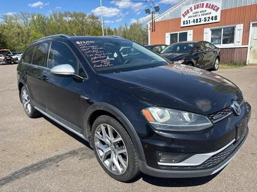 Black 2017 Volkswagen Golf Alltrack TSI SEL