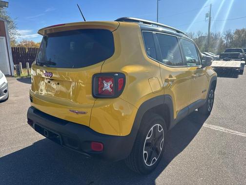2016 Jeep Renegade Trailhawk