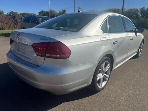 2013 Volkswagen Passat 3.6 SE
