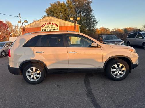 2012 Kia Sorento LX