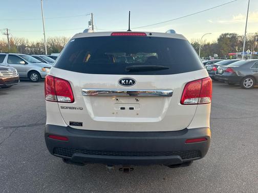 2012 Kia Sorento LX