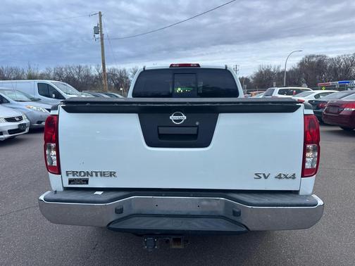 2017 Nissan Frontier SV
