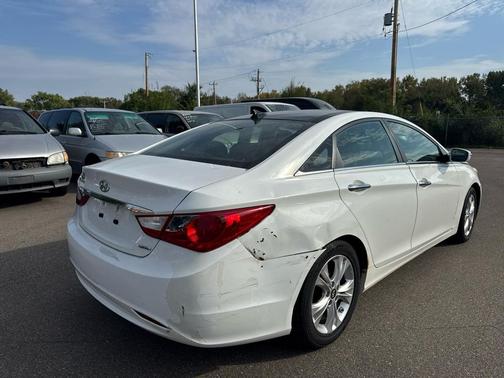 2012 Hyundai SONATA Limited