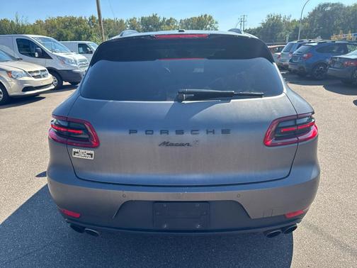 2015 Porsche Macan AWD 4dr S