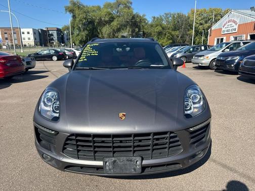 2015 Porsche Macan AWD 4dr S