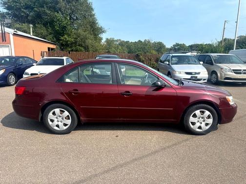 2010 Hyundai SONATA GLS