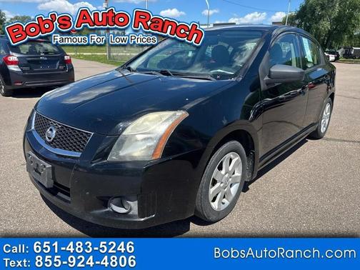 Black 2011 Nissan Sentra 2.0 SR