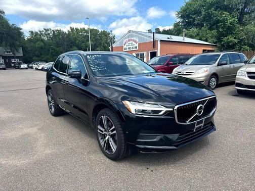 2018 Volvo XC60 T6 Momentum