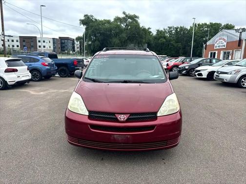 2005 Toyota Sienna CE