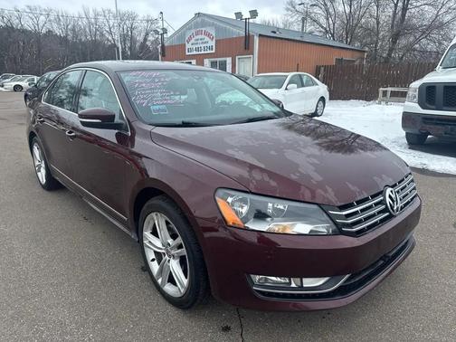 2014 Volkswagen Passat 1.8T Auto SEL Premium