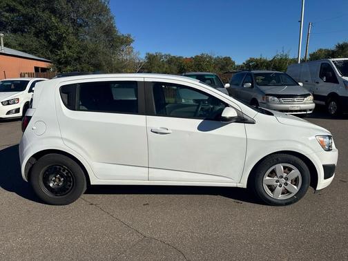 2016 Chevrolet Sonic LS