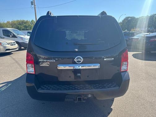 2012 Nissan Pathfinder Silver