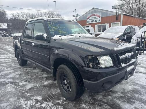 2004 Ford Explorer Sport Trac XLT