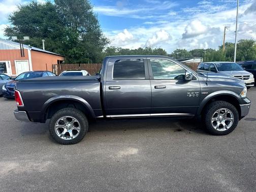 2014 RAM 1500 Laramie