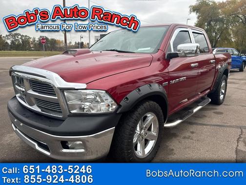 2011 Dodge Ram 1500 4WD Crew Cab 140.5'' Big Horn