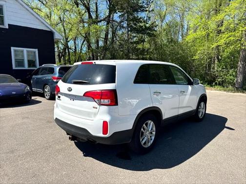 2015 Kia Sorento LX