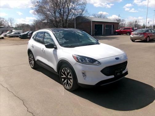 2020 Ford Escape SEL