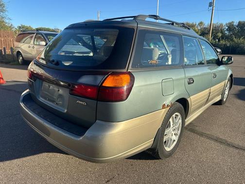 2002 Subaru Outback Base