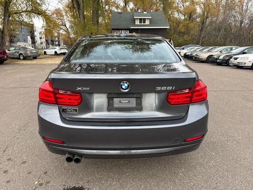 2013 BMW 328 4dr Sdn 328i xDrive AWD SULEV
