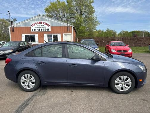 Blue 2014 Chevrolet Cruze LS