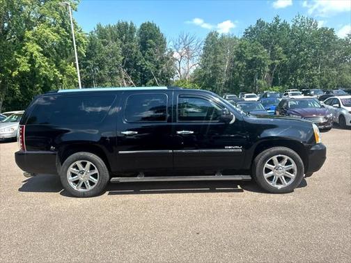 2010 GMC Yukon XL Denali