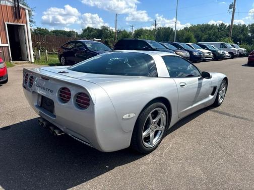 2000 Chevrolet Corvette Base