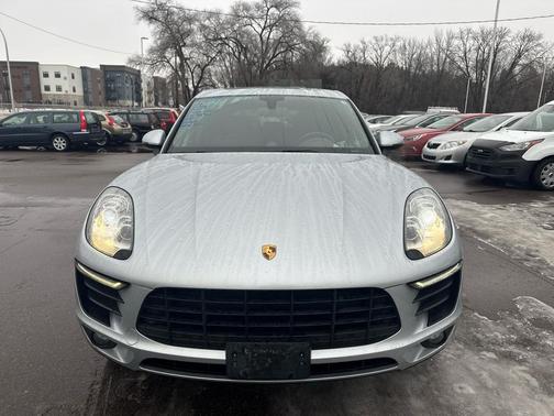 2016 Porsche Macan AWD 4dr S
