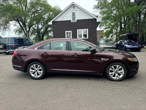 2012 Ford Taurus 4dr Sdn SEL FWD