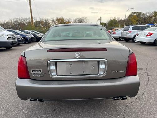 2002 Cadillac DeVille Base