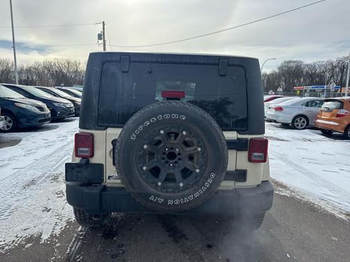 2011 Jeep Wrangler Sahara