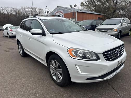 2017 Volvo XC60 T5 Inscription