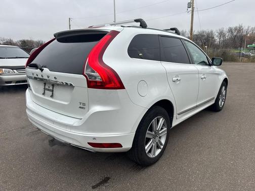2017 Volvo XC60 T5 Inscription