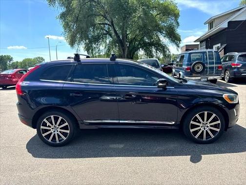 2017 Volvo XC60 T6 Inscription