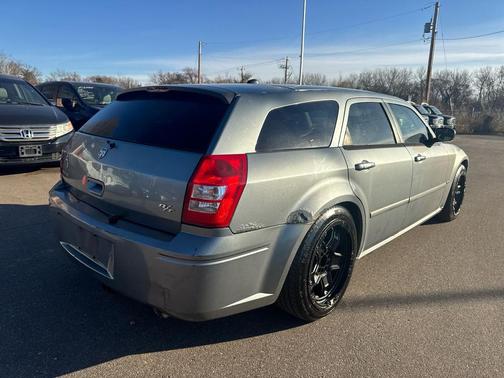 2006 Dodge Magnum 4dr Wgn R/T RWD