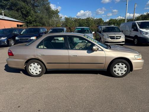 2000 Honda Accord 4dr Sdn LX Manual