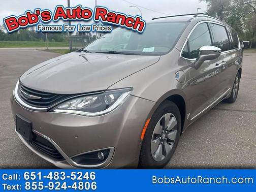 Gray 2018 Chrysler Pacifica Hybrid Limited