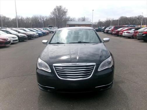 2012 Chrysler 200 Limited