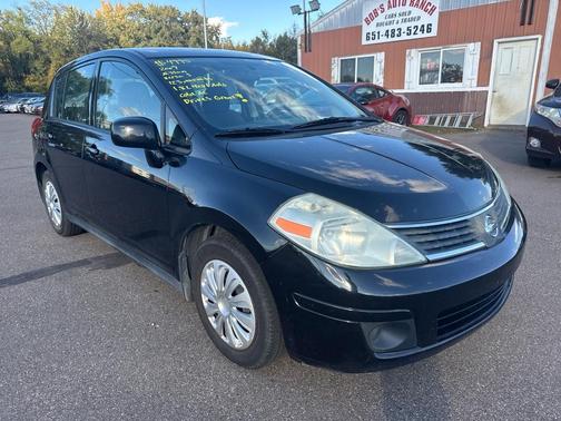 2009 Nissan Versa 1.8 S
