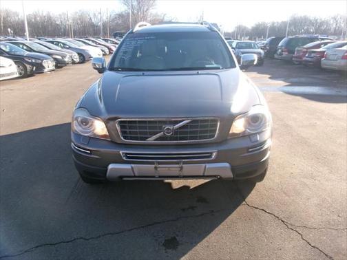 2010 Volvo XC90 V8