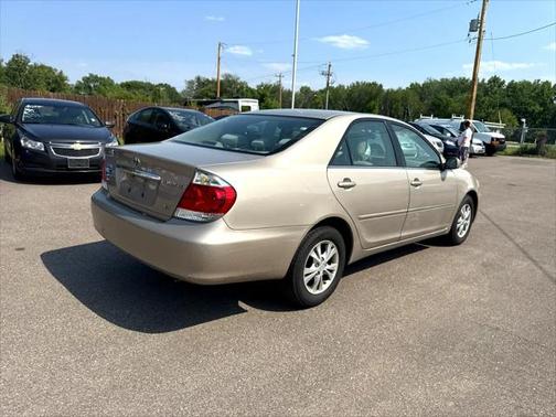 2005 Toyota Camry XLE V6