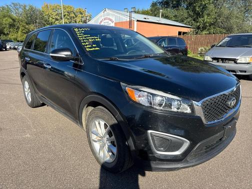 2017 Kia Sorento L
