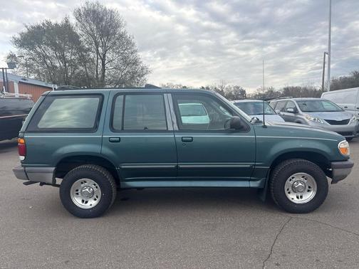 1997 Ford Explorer Eddie Bauer