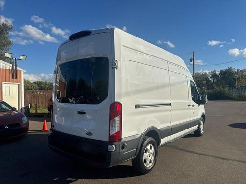 2018 Ford Transit-250 Base