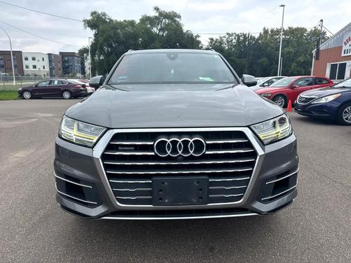2017 Audi Q7 3.0T Premium